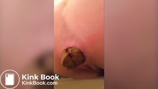 SCAT - Sexy girls Pooping 34