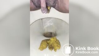 SCAT - Sexy girls Pooping 36