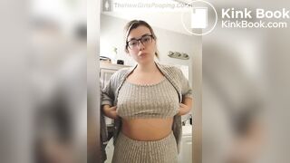 SCAT - Sexy girls Pooping 35