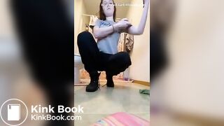 SCAT - Sexy girls Pooping 34