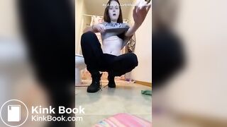 SCAT - Sexy girls Pooping 34