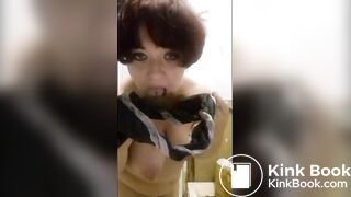 SCAT - Sexy girls Pooping 42