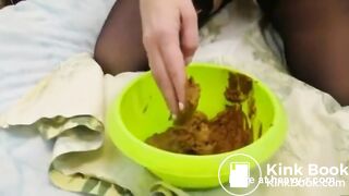 SCAT - Sexy girls Pooping 43