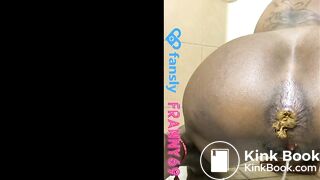 SCAT - Sexy girls Pooping 44