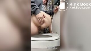 SCAT - Sexy girls Pooping 35