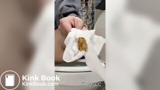 SCAT - Sexy girls Pooping 35