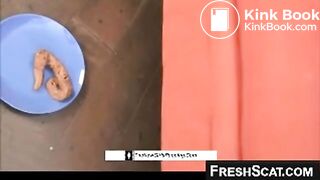 SCAT - Sexy girls Pooping 37