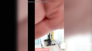 SCAT - Sexy girls Pooping 44