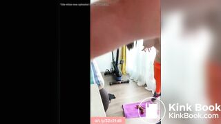 SCAT - Sexy girls Pooping 44