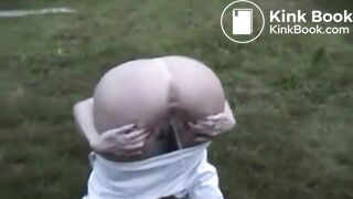 SCAT - Sexy girls Pooping 45