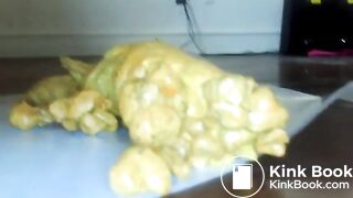 SCAT - Sexy girls Pooping 43