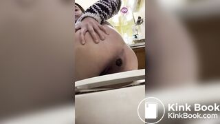 SCAT - Sexy girls Pooping 43