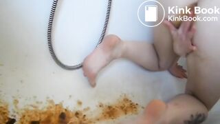 SCAT - Sexy girls Pooping 38