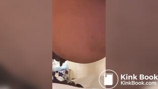 SCAT - Sexy girls Pooping 38