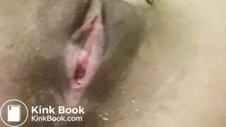 SCAT - Sexy girls Pooping 38