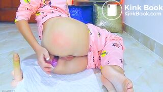 SCAT - Sexy girls Pooping 39