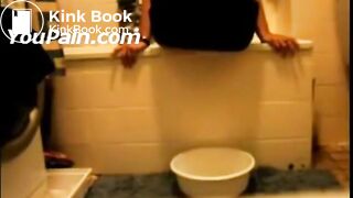 SCAT - Sexy girls Pooping 38