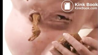 SCAT - Sexy girls Pooping 36