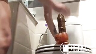 SCAT - Sexy girls Pooping 42