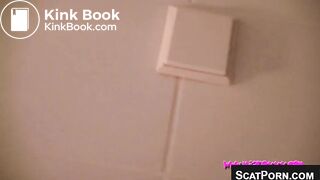 SCAT - Sexy girls Pooping 44