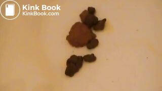SCAT - Sexy girls Pooping 43