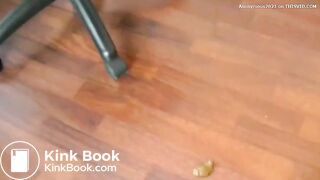 SCAT - Sexy girls Pooping 43