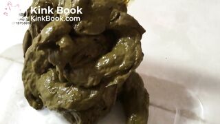 SCAT - Sexy girls Pooping 43