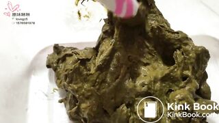 SCAT - Sexy girls Pooping 43