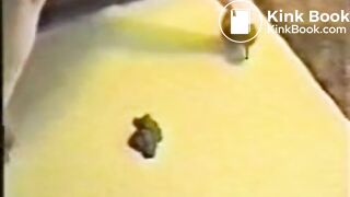 SCAT - Sexy girls Pooping 44