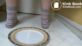 SCAT - Sexy girls Pooping 42