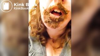 SCAT - Sexy girls Pooping 44