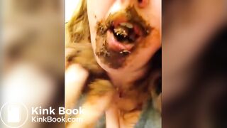 SCAT - Sexy girls Pooping 44