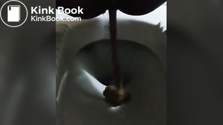 SCAT - Sexy girls Pooping 38