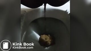 SCAT - Sexy girls Pooping 38