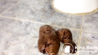 SCAT - Sexy girls Pooping 42