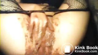 SCAT - Sexy girls Pooping 44