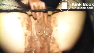 SCAT - Sexy girls Pooping 44