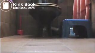 SCAT - Sexy girls Pooping 44