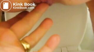 SCAT - Sexy girls Pooping 44