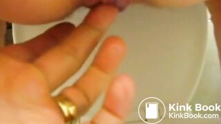 SCAT - Sexy girls Pooping 44