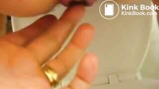 SCAT - Sexy girls Pooping 44