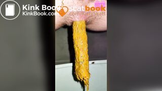 SCAT - Sexy girls Pooping 44