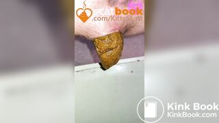 SCAT - Sexy girls Pooping 44