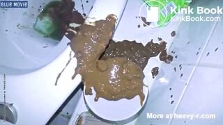 SCAT - Sexy girls Pooping 47