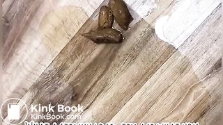 SCAT - Sexy girls Pooping 44