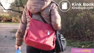 SCAT - Sexy girls Pooping 44
