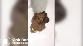 SCAT - Sexy girls Pooping 45