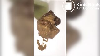 SCAT - Sexy girls Pooping 45