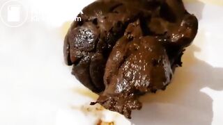 SCAT - Sexy girls Pooping 43