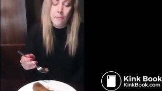 SCAT - Sexy girls Pooping 28